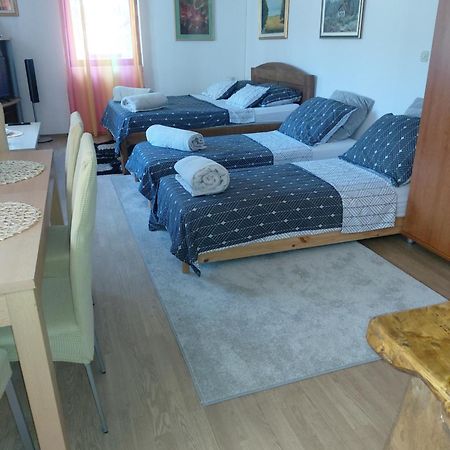 Studio Apartman Kotro Beli Manastir Exterior foto