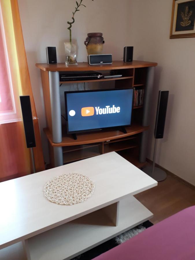 Studio Apartman Kotro Beli Manastir Exterior foto